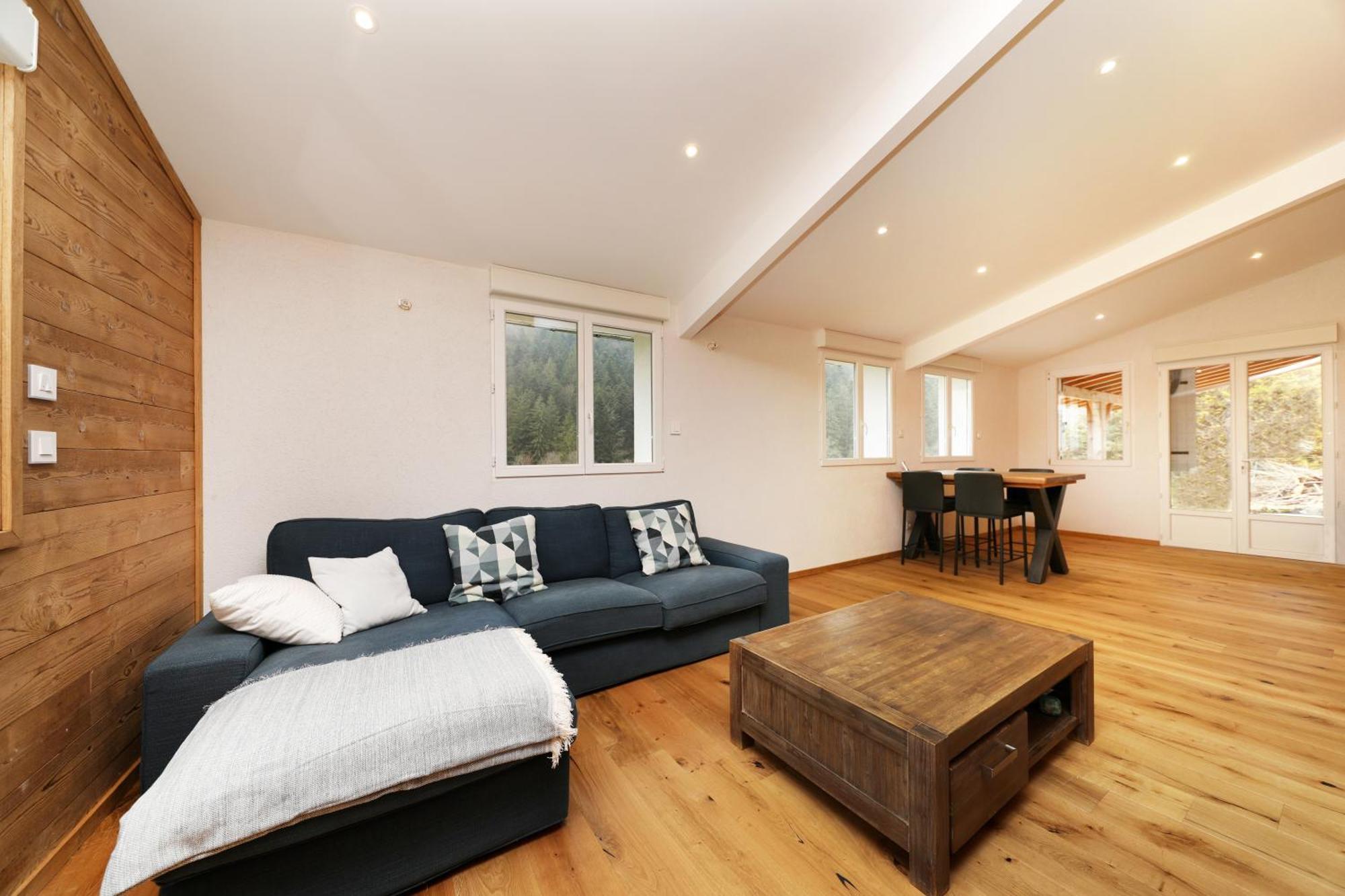 L'echappee De 2 A 10 Pers Renove A Neuf Holiday home *